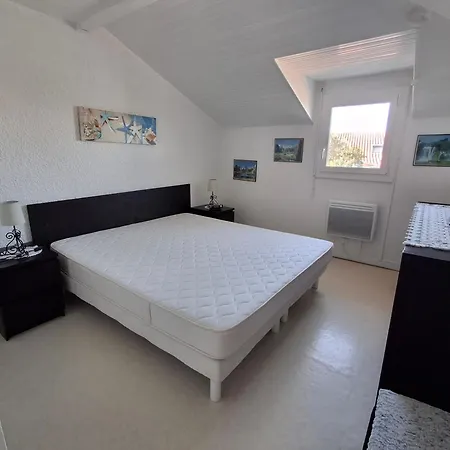 Patio A 200 M De La A *