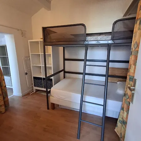 Patio A 200 M De La A קפברטון