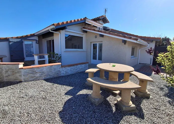 Patio à 200 M De La à Casa vacanze